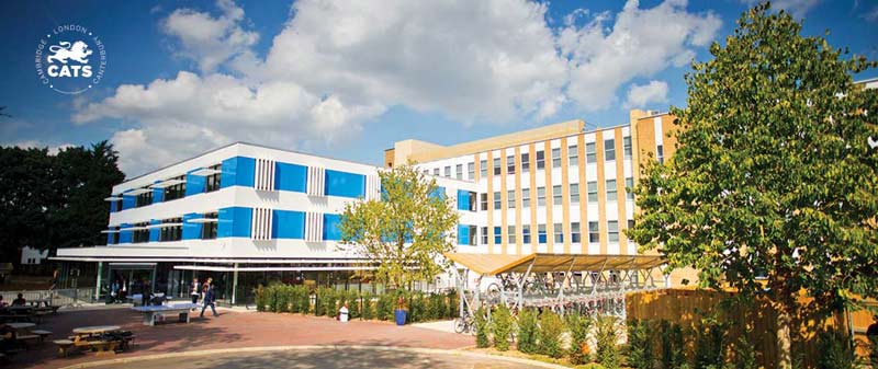 İngiltere'de Üniversiteye Girişin En Hızlı Yolu