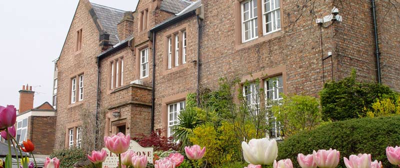 Chester Üniversitesi eğitim ve yaşam olanakları