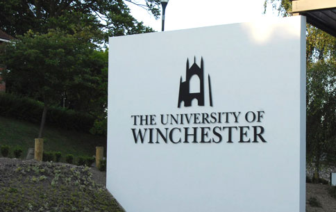 Winchester Üniversitesi